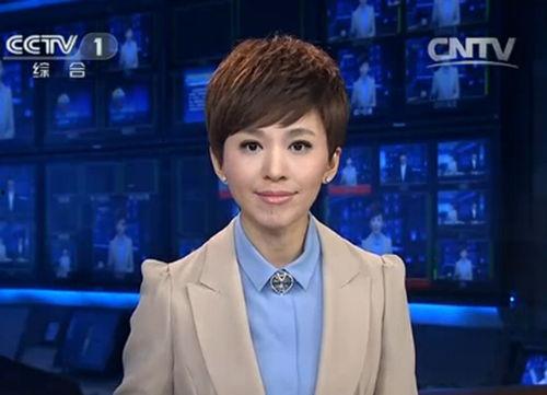 董卿父母爆料视频大全最新,揭秘明星家庭背后的真实故事  第2张 董卿父母爆料视频大全最新,揭秘明星家庭背后的真实故事  第2张